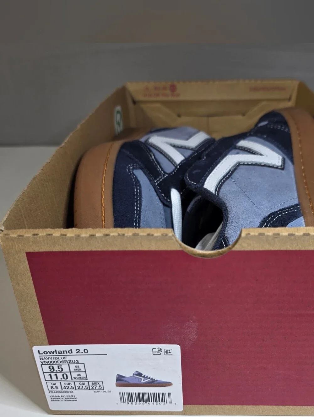 Vans Lowland 2.0 Sneaker in the Navy/Blue colorway Men's Size 9.5